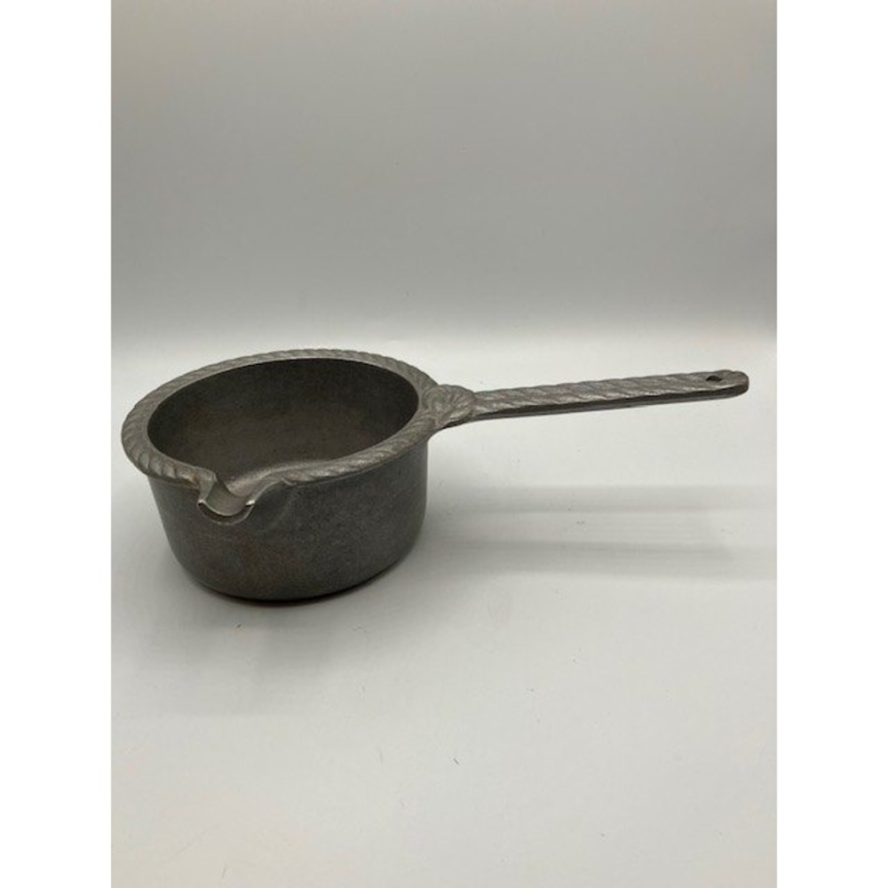Wilton Armetale Gourmet Grillware Saucepan with Spout  5.25 Diameter‎